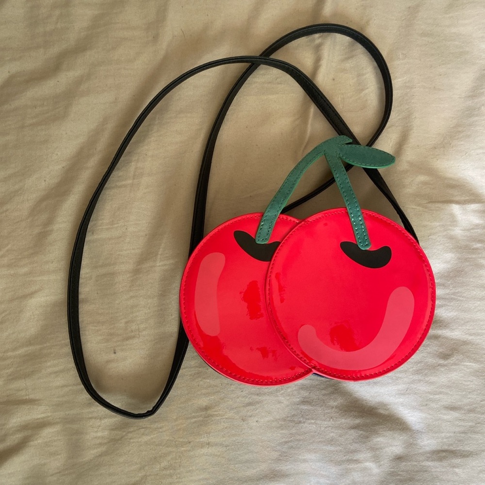 Cherry side bag! 🍒